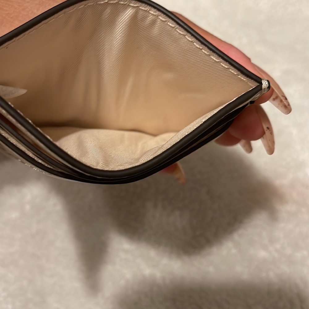 Card holder - Picture 3 of 3